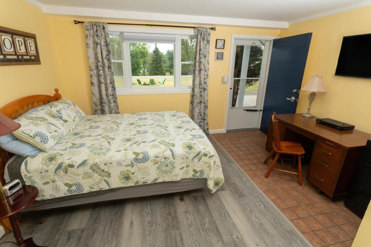 Governor'S Rock Motel Shaftsbury Luaran gambar