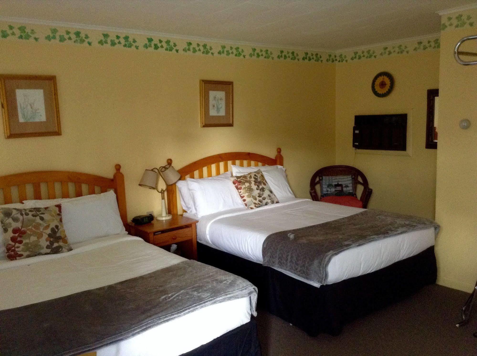 Governor'S Rock Motel Shaftsbury Luaran gambar